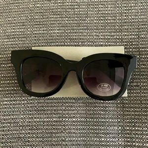 Urban Outfitters Black oversized sunglasses